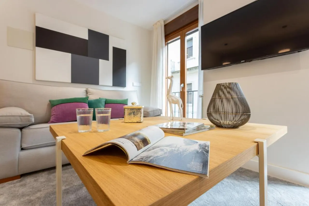 Genteel Home Cabildo II Siviglia 0*,